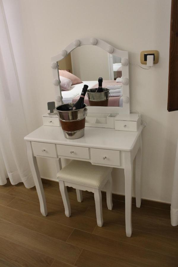 Vicolosei Bed & Breakfast Комакио Екстериор снимка